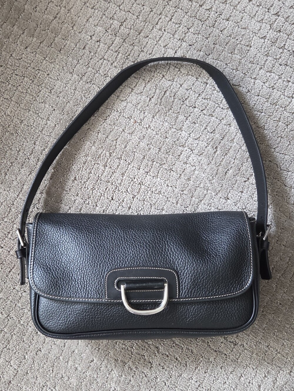 Rare Vintage Dooney & Bourke AWL Baguette Shoulder Bag D-Ring Black